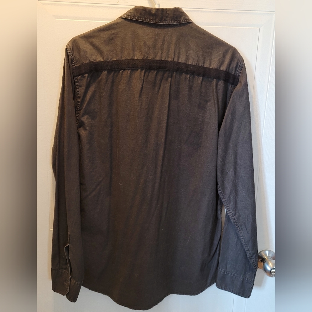 GUESS DRESS SHIRT FOR MEN (L) - Picture 3 of 5